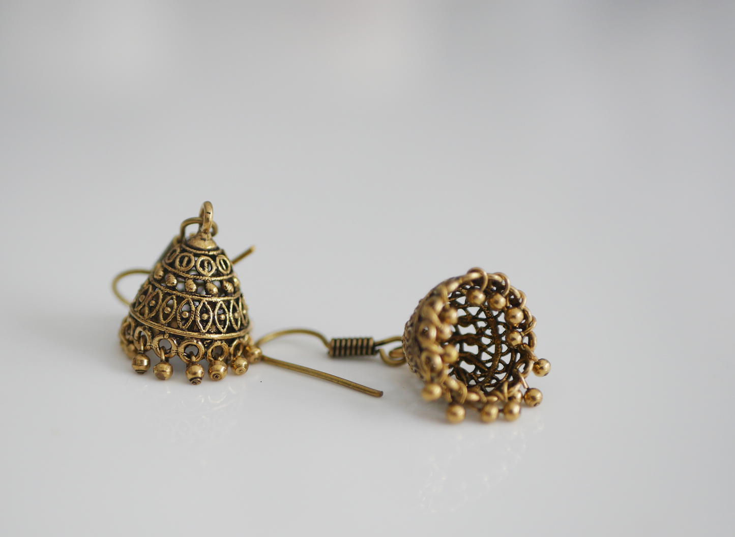 MADHURI // small jhumka earrings